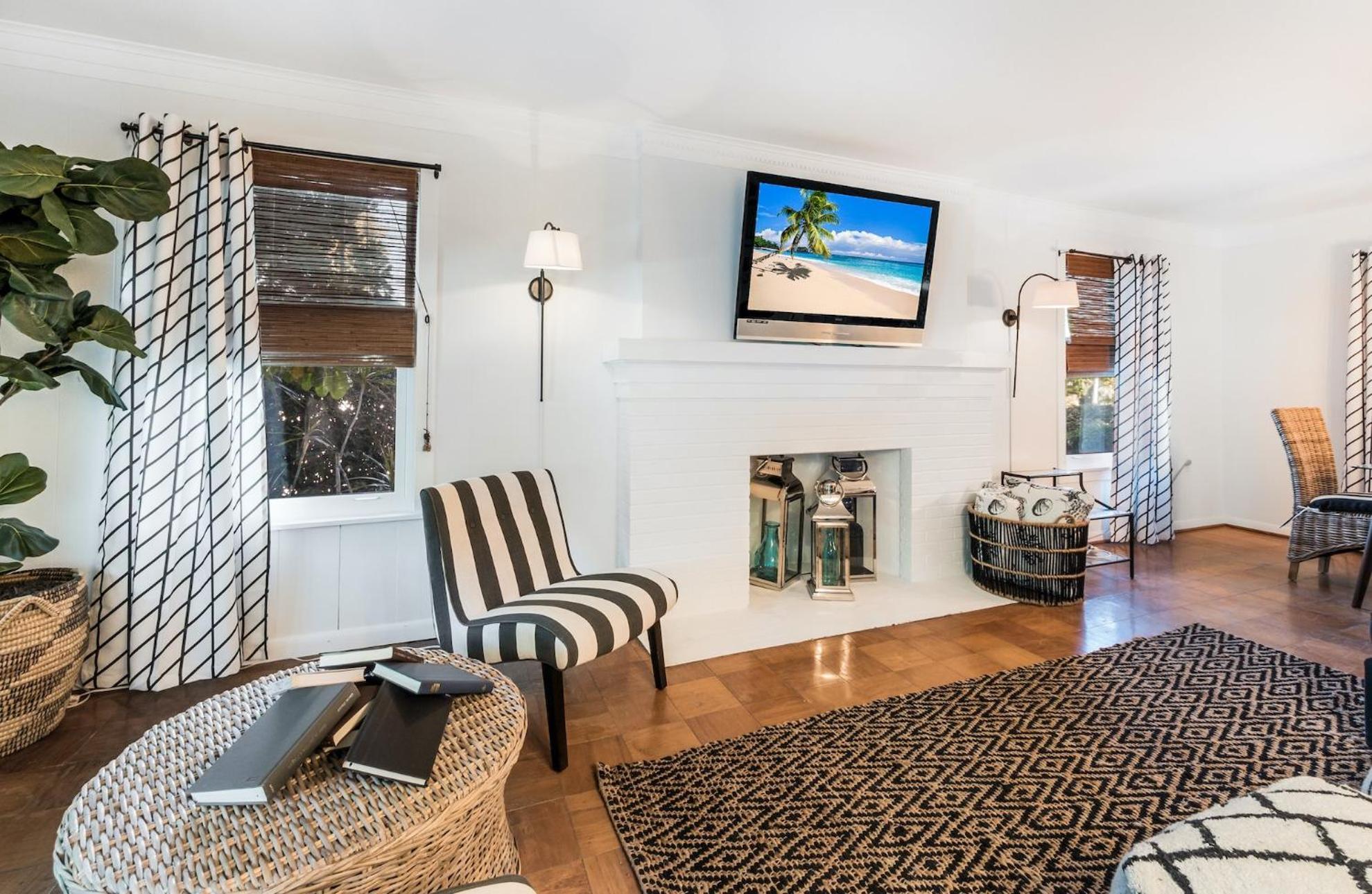 Sandy Pants - Designer Beach Chic Home Steps To Beach Backyard Oasis W Heated Pool Anna Maria Kültér fotó